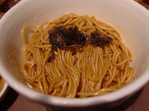 Scallion oil noodles